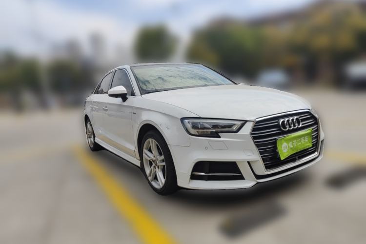 Used Audi A3 2019 Limousine 35 TFSI Fashion Edition China V standard
