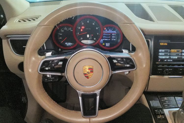 Used Porsche Macan 2014 Macan 2.0T
