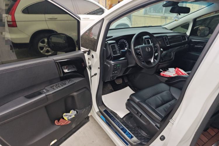 Used Honda Elysion 2019 2.0L Hybrid Luxury Edition
