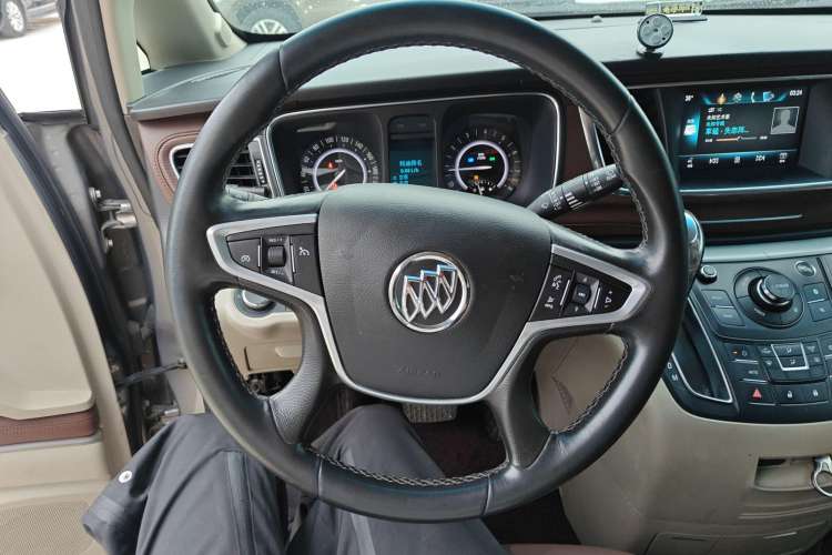 Used Buick GL8 2017 25S Comfort Version China V Standard