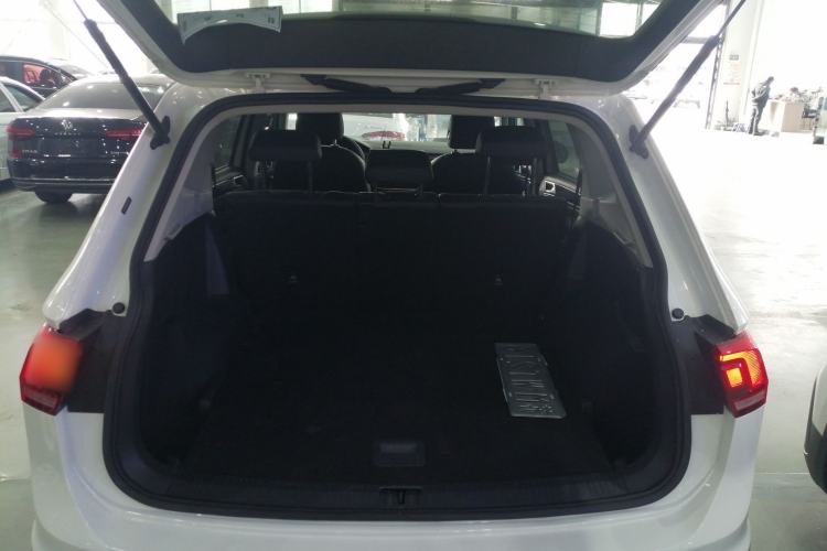 Used Volkswagen Tiguan L 2022 330TSI Automatic Two-Wheel Drive Comfort Edition
