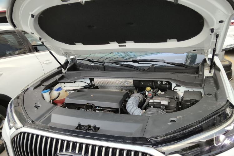 Used Chery Tiggo 9 2025 2.0T Dual-Clutch Two-Wheel Drive Luxury Edition 7 Seats
