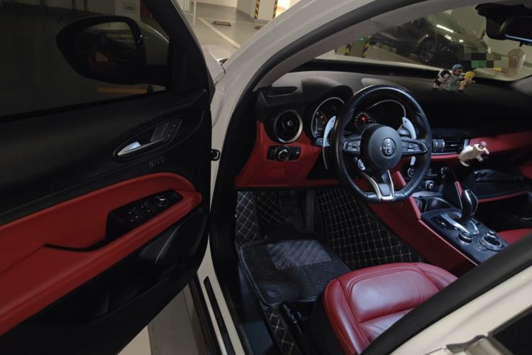 Used Alfa Romeo Stelvio 2021 2.0T 280HP Luxury Edition
