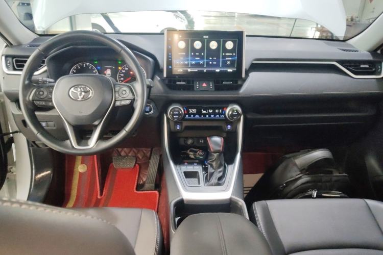 Used Toyota Wildlander 2022 2.0L CVT Two-Wheel Drive Luxury PLUS Edition
