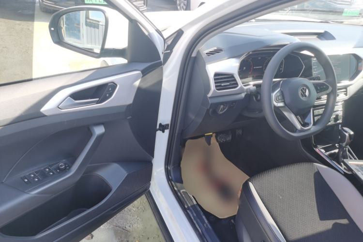 Used Volkswagen Tacqua 2021 200TSI DSG JoyConnect Edition
