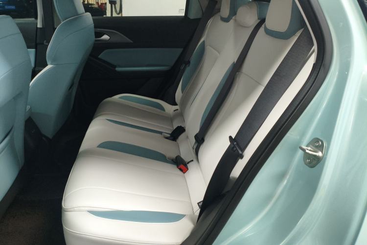 Used Geometry E Firefly 2024 301km Starlight
