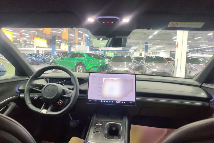 Used  SU7 2024 Rear-Drive Long-Range Intelligent Driving Version