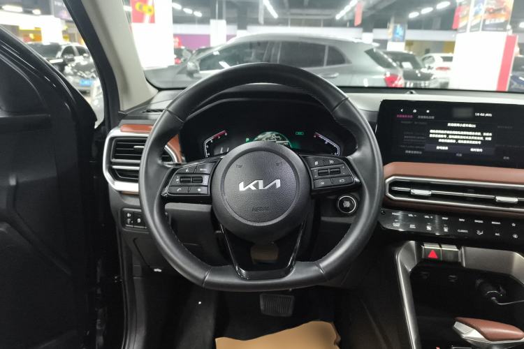 Used Kia Sportage R 2021 Ace 2.0L Splendid Edition
