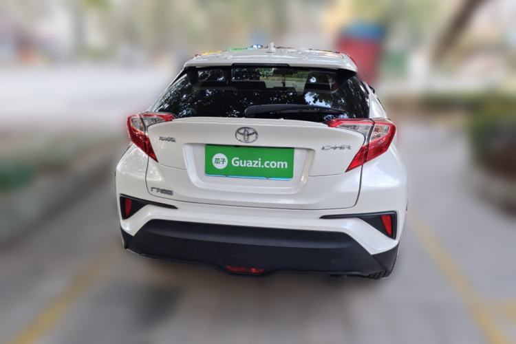 Used Toyota C-HR 2018 2.0L Leading with Sunroof China V Standard