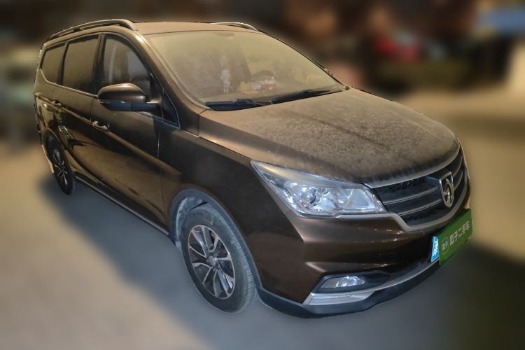 Used Baojun 730 2019 1.5L Manual Fashion Model 7-seater National V

