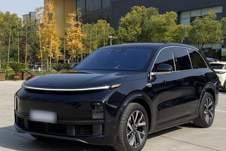 Used Li Auto L8 2023 Air model
