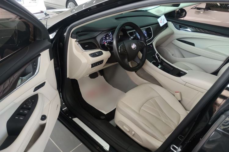 Used Buick LaCrosse 2022 Avenir Avia First Edition
