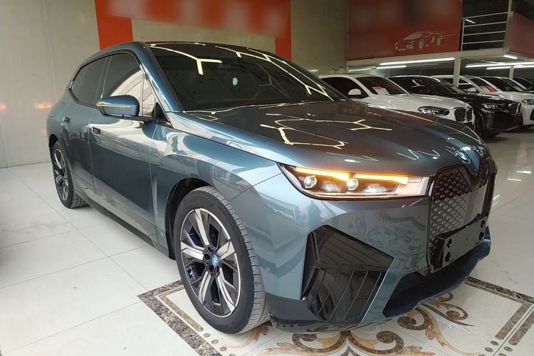 Used BMW iX 2023 xDrive40
