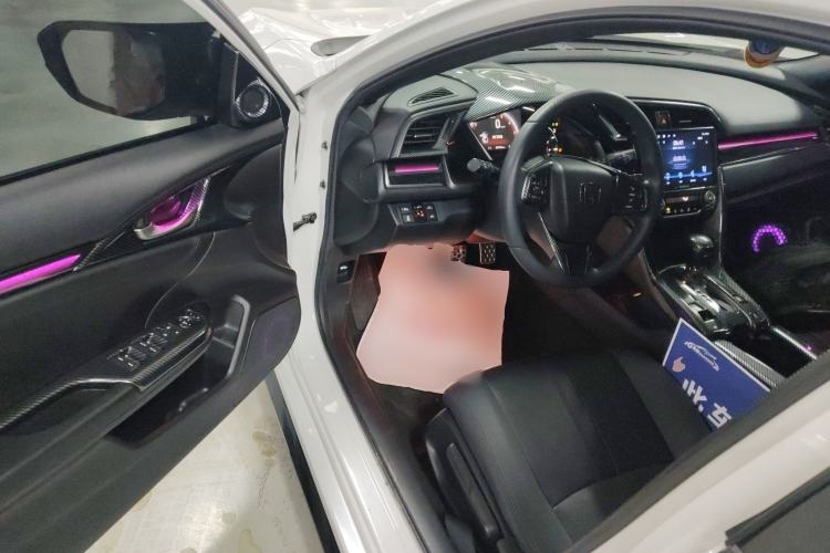 Used Honda Civic 2021 HATCHBACK 220TURBO CVT Trendy Cool Edition
