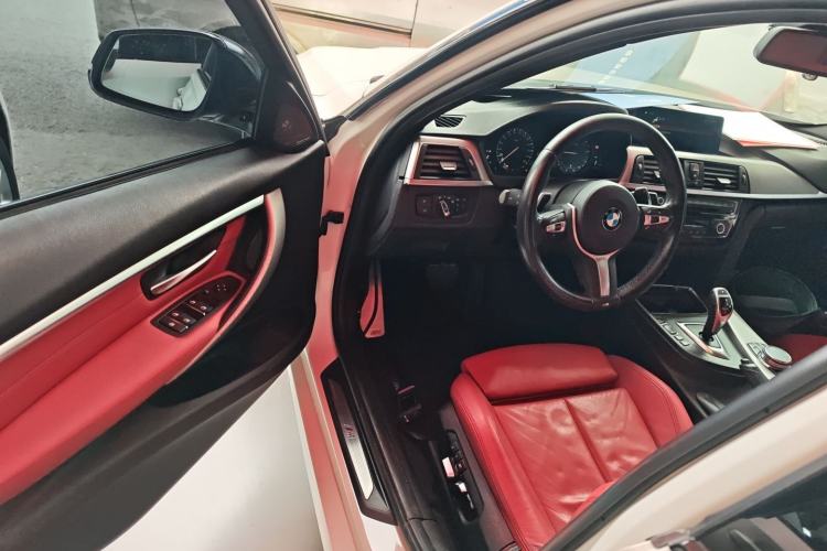 Used BMW 3 Series 2019 320i M Sport Night Edition
