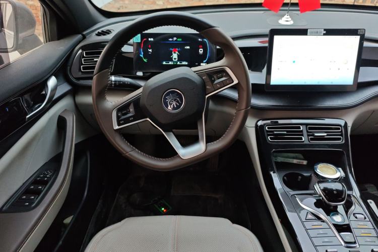 Used BYD Qin PLUS 2023 Champion Edition DM-i 55KM Leading Model
