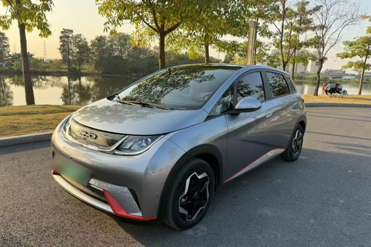 Used BYD Dolphin 2021 405 km Fashion Edition
