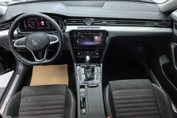 Used Volkswagen Magotan 2021 330TSI DSG 30th Anniversary Edition