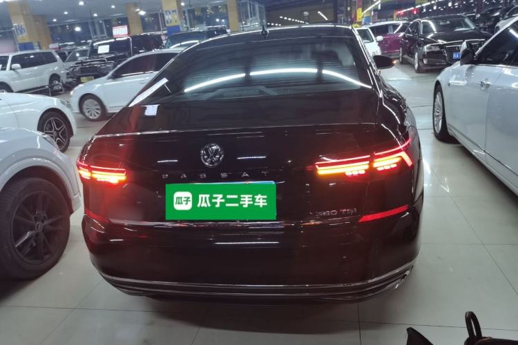 Used Volkswagen Passat 2019 380TSI Luxury Edition China VI Standard
