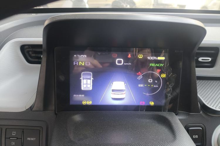 Used Wuling Hongguang MINIEV 2022 Macaron Premium Model – Lithium Iron Phosphate