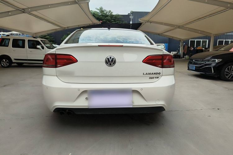 Used Volkswagen Lamando 2018 230TSI DSG Fashion Edition
