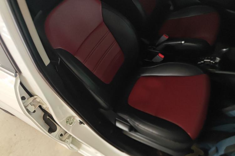 Used Kia K2 2015 Hatchback 1.4L AT GLS Cool Edition