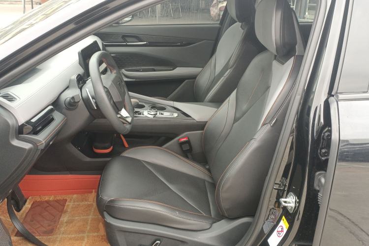 Used Changan UNI-V 2022 1.5T Smart Navigation Version
