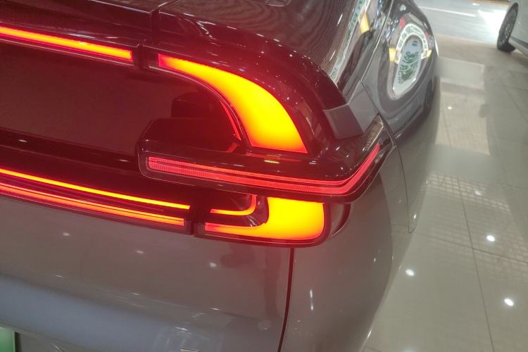 Used  E07 2025 All-Electric 4x4 90kWh Ultra High-Performance Edition