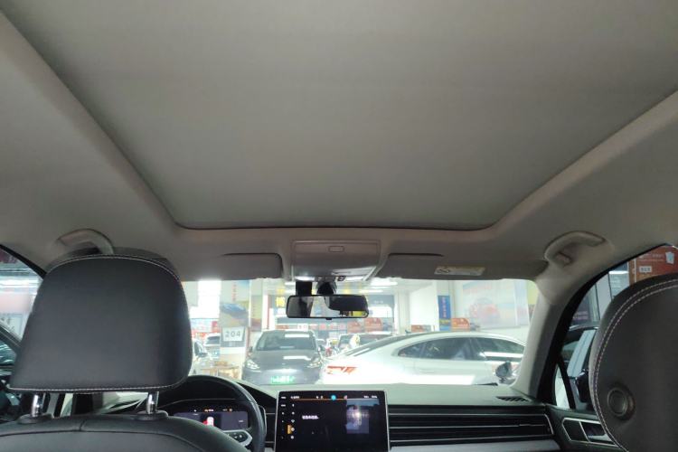 Used Volkswagen Tiguan L 2024 330TSI Automatic Two-Wheel Drive Smart Edition
