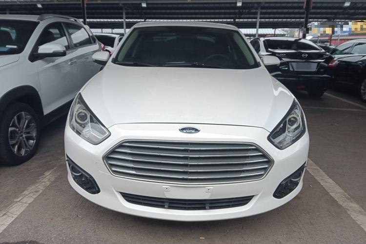 Used Ford Escort 2017 Happiness Edition 1.5L Automatic Fashion Version
