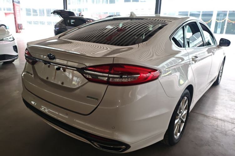 Used Ford Mondeo 2017 EcoBoost 200 Stylish Model
