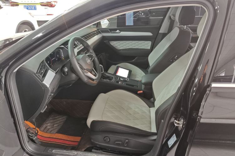 Used Volkswagen Magotan 2023 2 Million Units Commemorative Edition 330TSI DSG Luxury Version