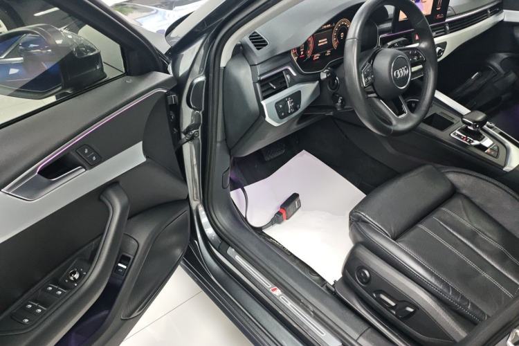 Used Audi A4L 2022 40 TFSI Fashion Dynamic Model
