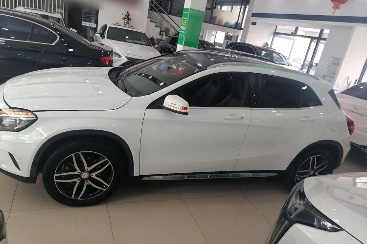 Used Mercedes-Benz GLA 2015 GLA 220 4MATIC Fashion Model