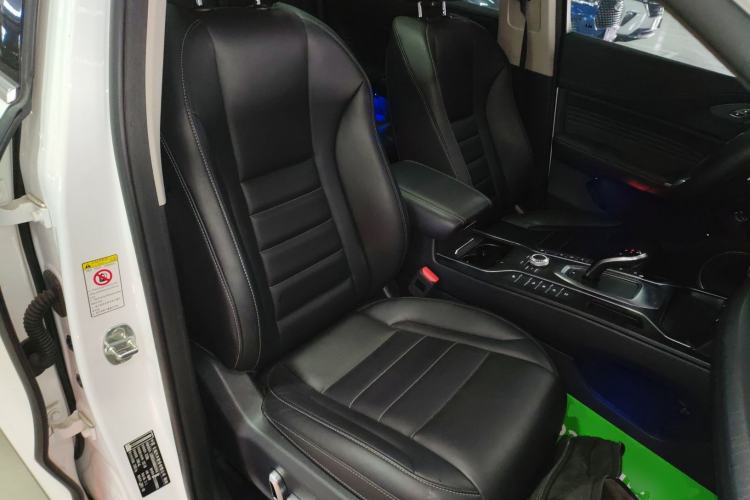 Used Wey VV5 2021 1.5T Two-Wheel Drive Smart Pioneer