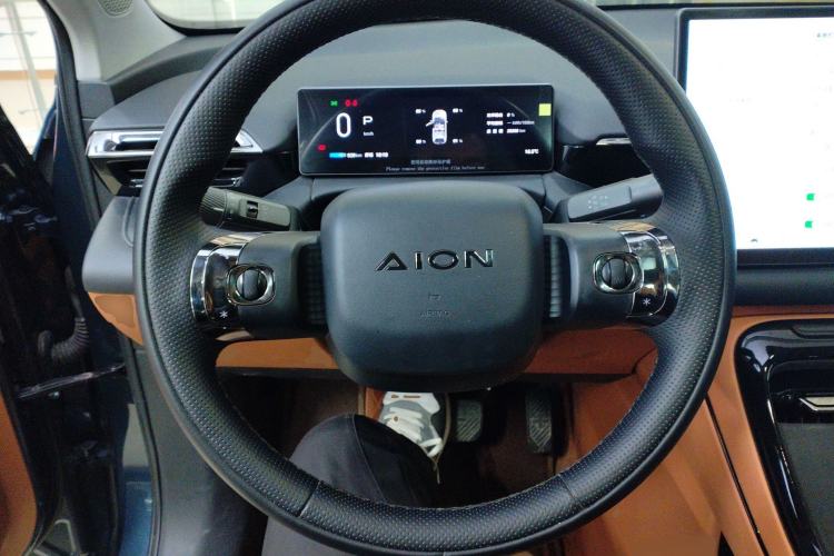 Used AION V 2024 Aion Tyrannosaurus 650 Smart Premium Edition
