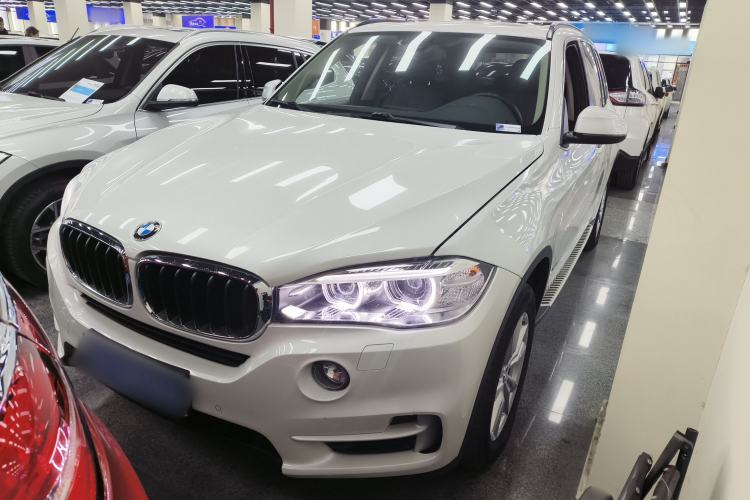 Used BMW X5 2015 xDrive28i
