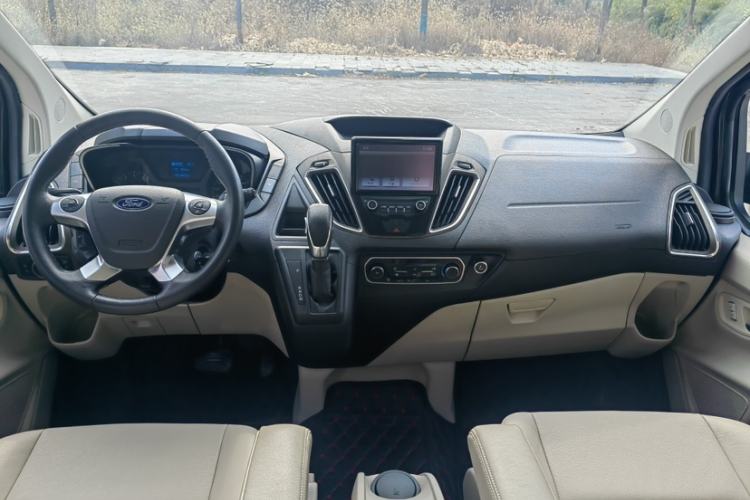 Used Ford Tourneo Custom 2017 2.0T Automatic Elite Version
