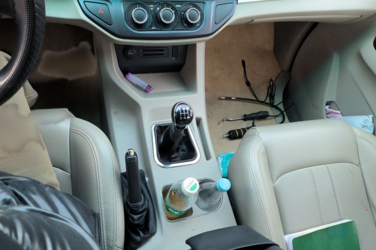 Used FORTHING Lingzhi 2017 M5 1.6L Comfort Model