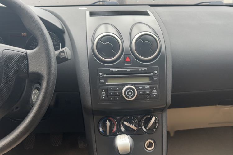 Used Nissan Qashqai 2012 1.6XE Wind 5MT 2WD
