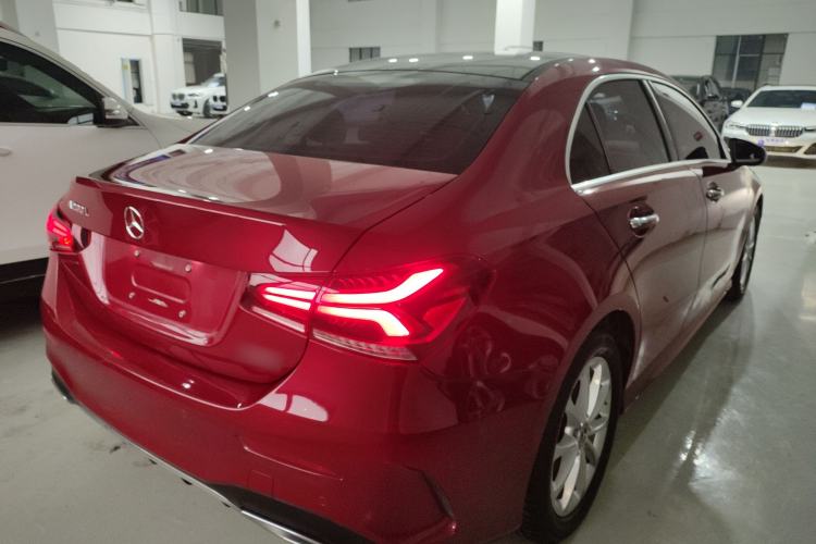 Used Mercedes-Benz A-Class 2021 A 200 L Sport Sedan Fashion Model
