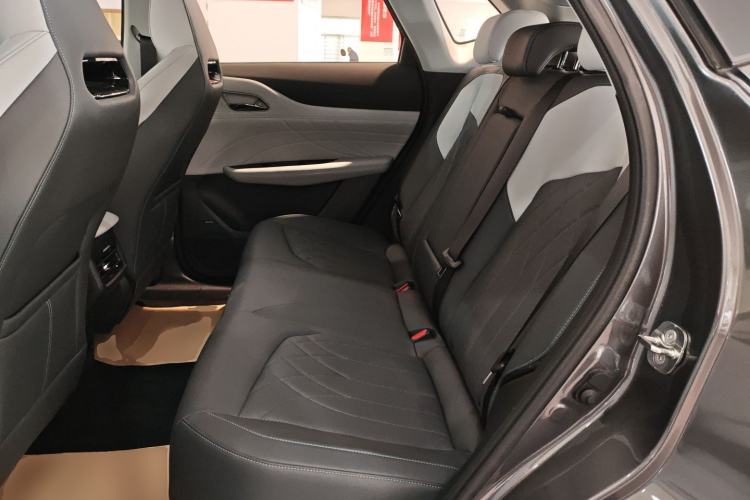 Used Changan UNI-Z New Energy 2024 Blue Whale Smart Electric iDD 125km Excellence Model
