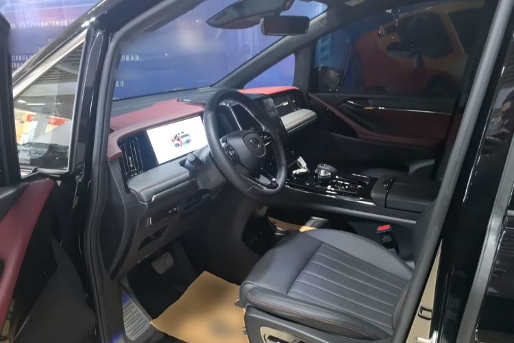 Used GAC Trumpchi M8 2023 Zongshi Series Dual-Motor Supreme Edition