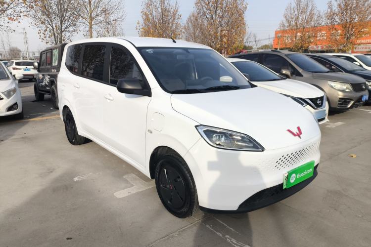 Used Wuling Hongguang New Energy 2025 Extended-Range Hybrid 50KM Comfort Version
