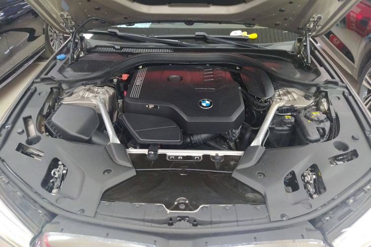 Used BMW 5 Series 2021 530Li Leading Model M Sport Package