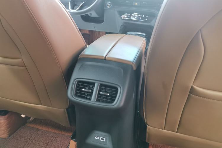 Used Buick Envision 2020 Encore S 652T Four-Wheel Drive Luxury Model
