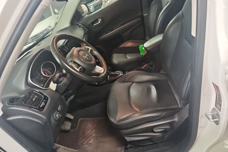 Used  Compass 2020 220T Automatic Elite Edition
