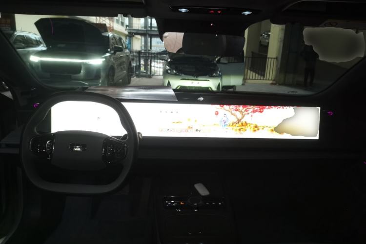 Used  E8 2025 575 km Exploration Intelligent Driving Edition