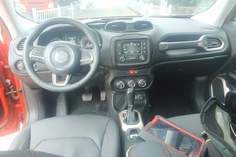 Used  Renegade 2017 180T Automatic High-Energy Version
