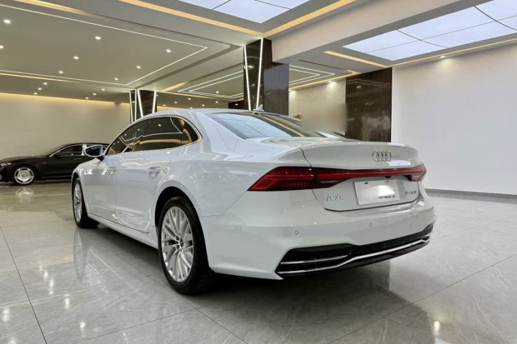 Used Audi A7L 2022 45 TFSI S-line Dream-Building Crystal Flow Package
